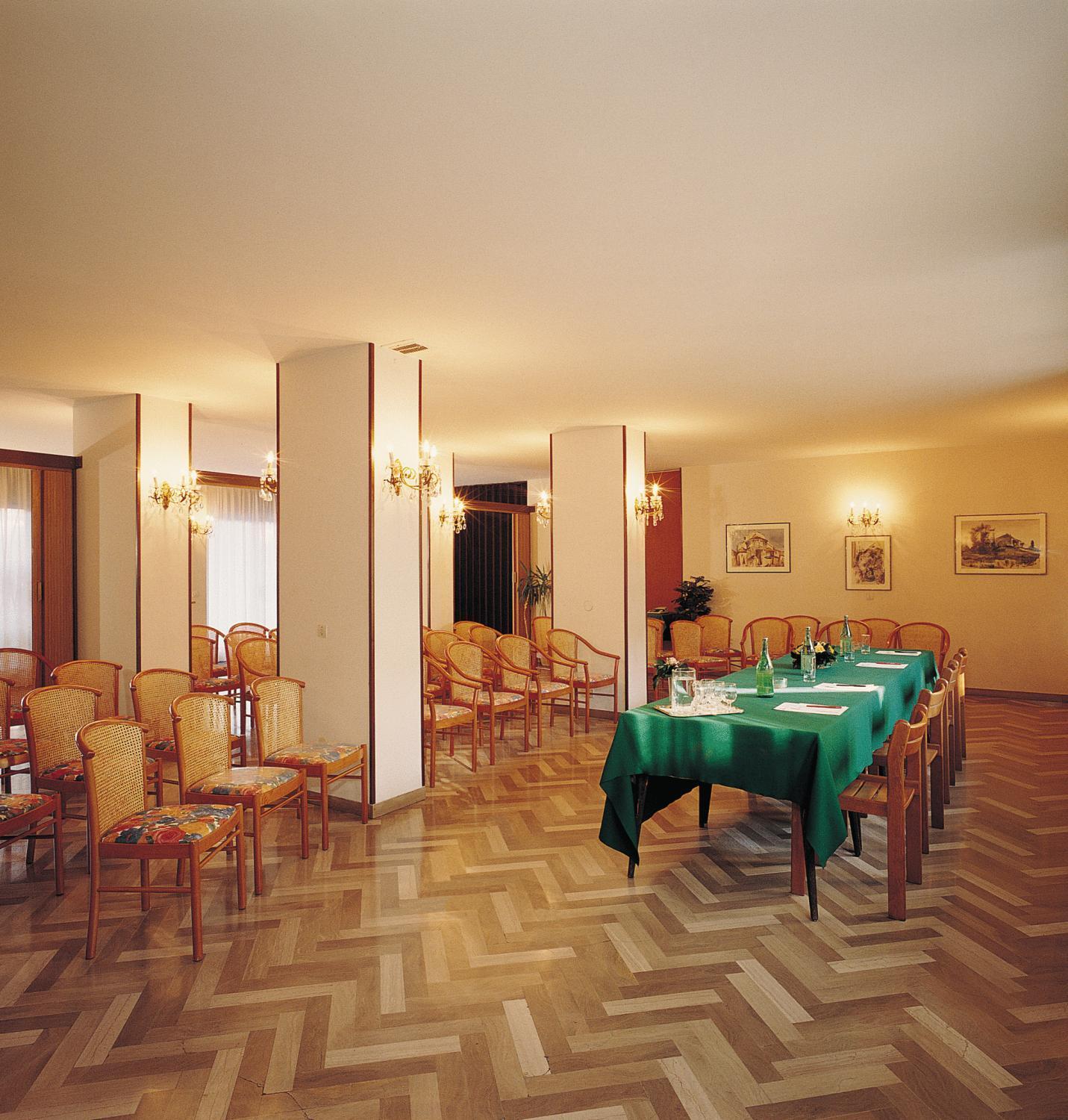 Hotel Cristallo 우디네 외부 사진
