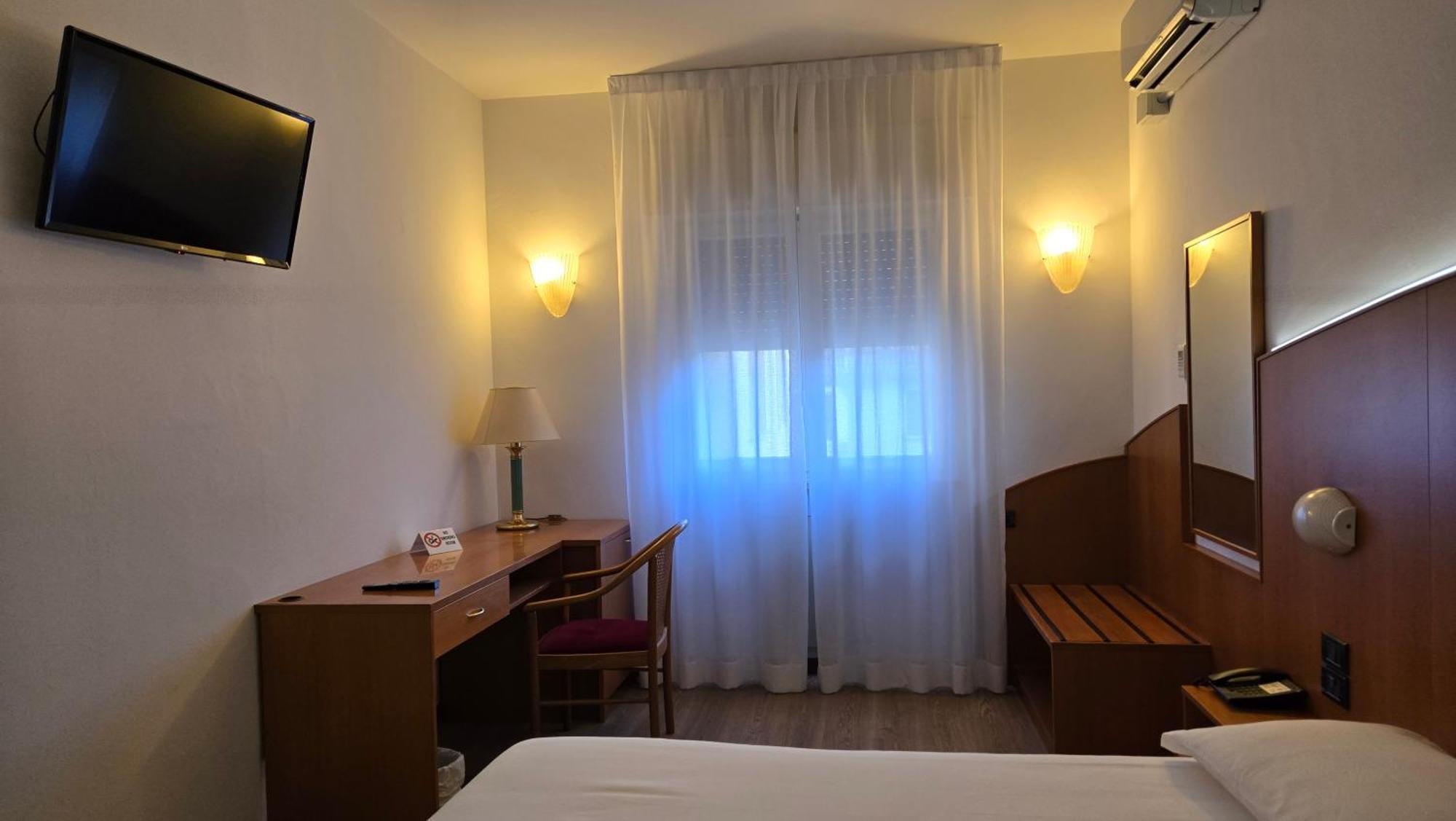 Hotel Cristallo 우디네 외부 사진