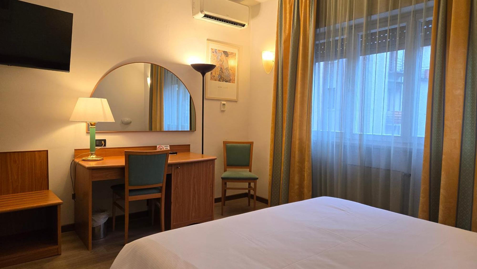 Hotel Cristallo 우디네 외부 사진